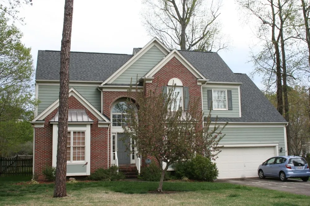 Slide of Chief Roofing