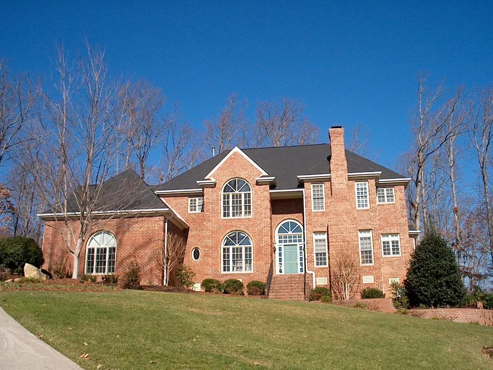 Slide of Chief Roofing