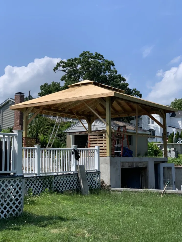 Slide of Chiseled Contractors