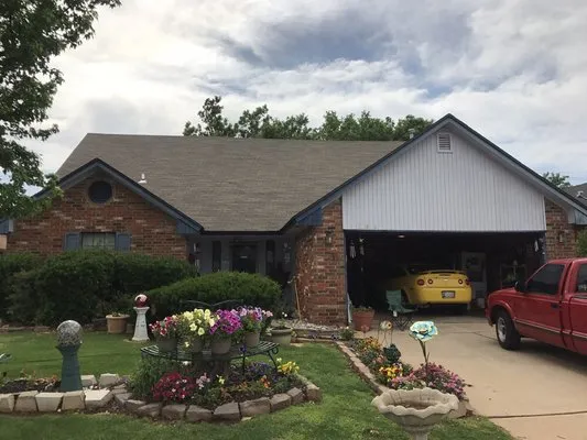 Chisholm Trail Roofing & Construction Logo