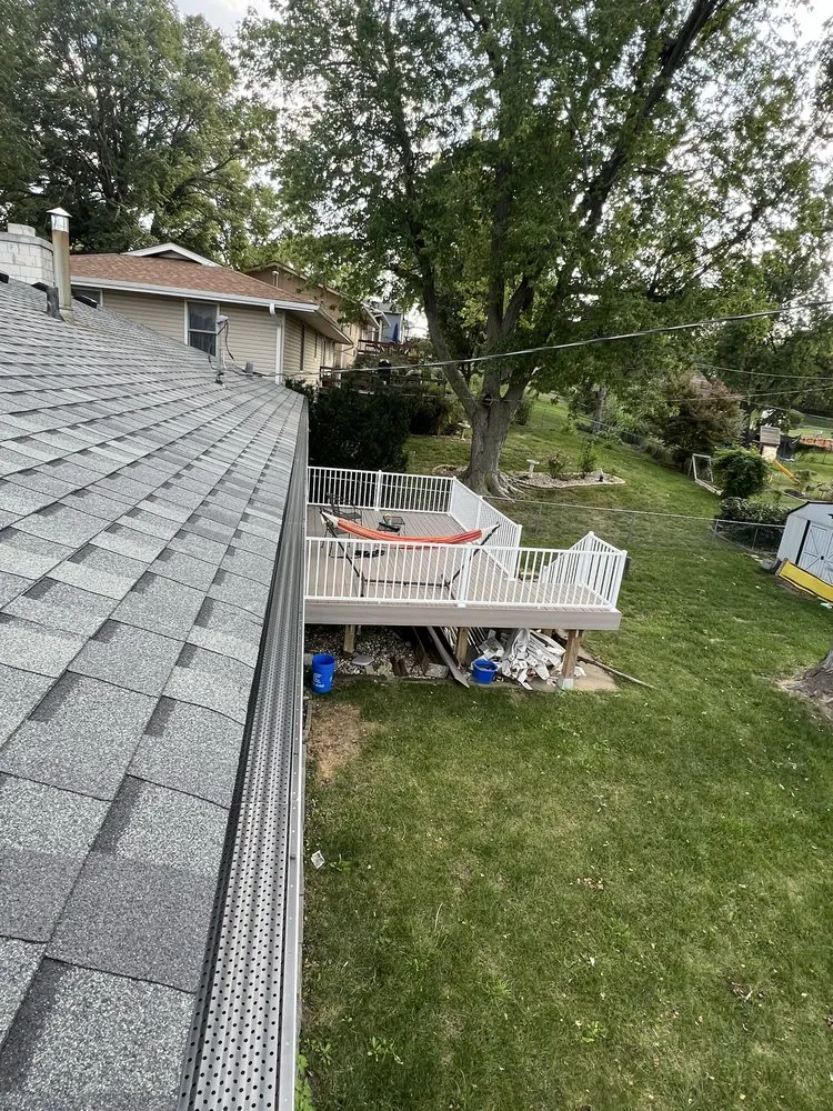 Slide of Chiwas Roofing & Construction