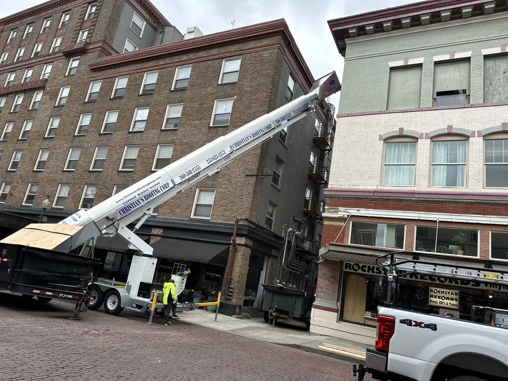 Slide of Christian's Roofing