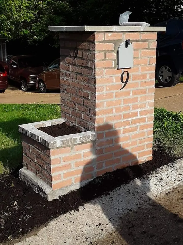 Slide of Chrlies Tuckpointing And Bricklaying