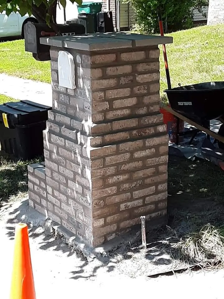 Slide of Chrlies Tuckpointing And Bricklaying