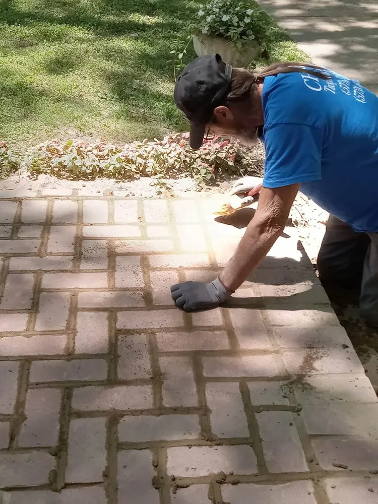 Slide of Chrlies Tuckpointing And Bricklaying