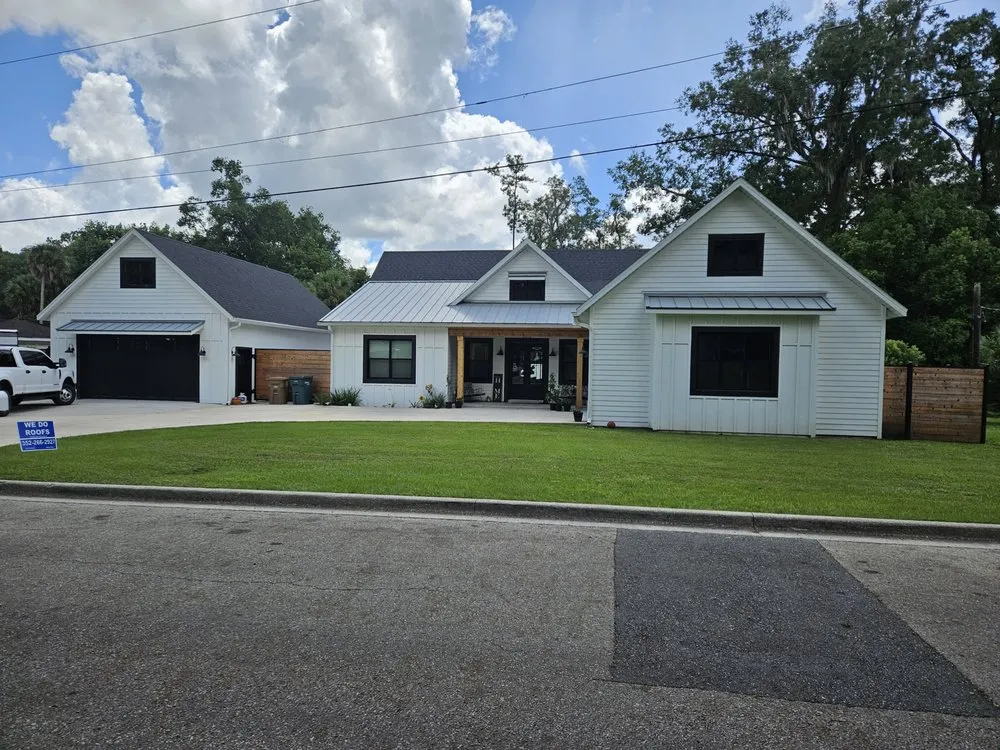 Slide of Chuchian Roofing and Construction