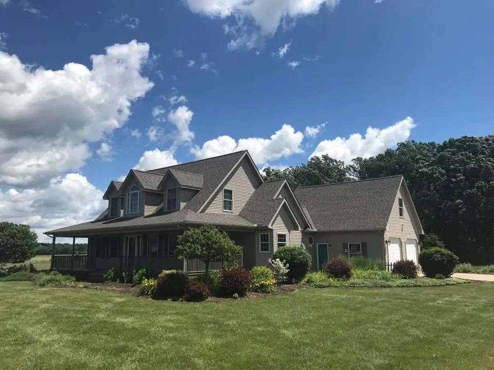 Slide of Chuck Harrington Home Improvement