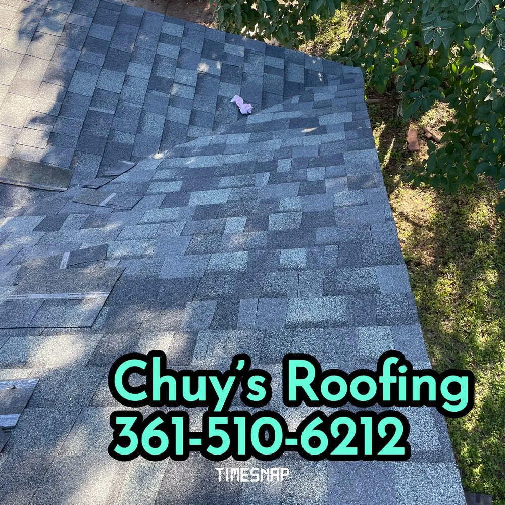 Slide of Chuy's Roofing