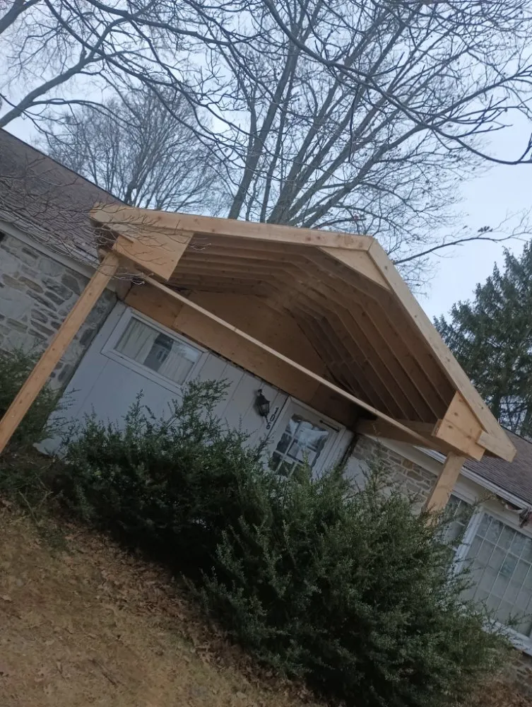 Local shingle roofing service with free inspection in Uppr Chichstr, PA by Cieslak construction