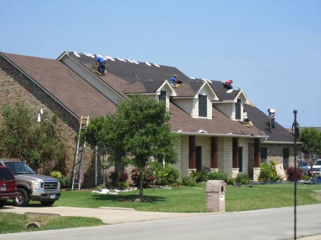 Slide of Cinch Roofing