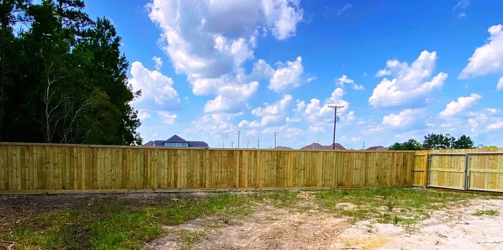 Slide of Circle E Fencing & Construction