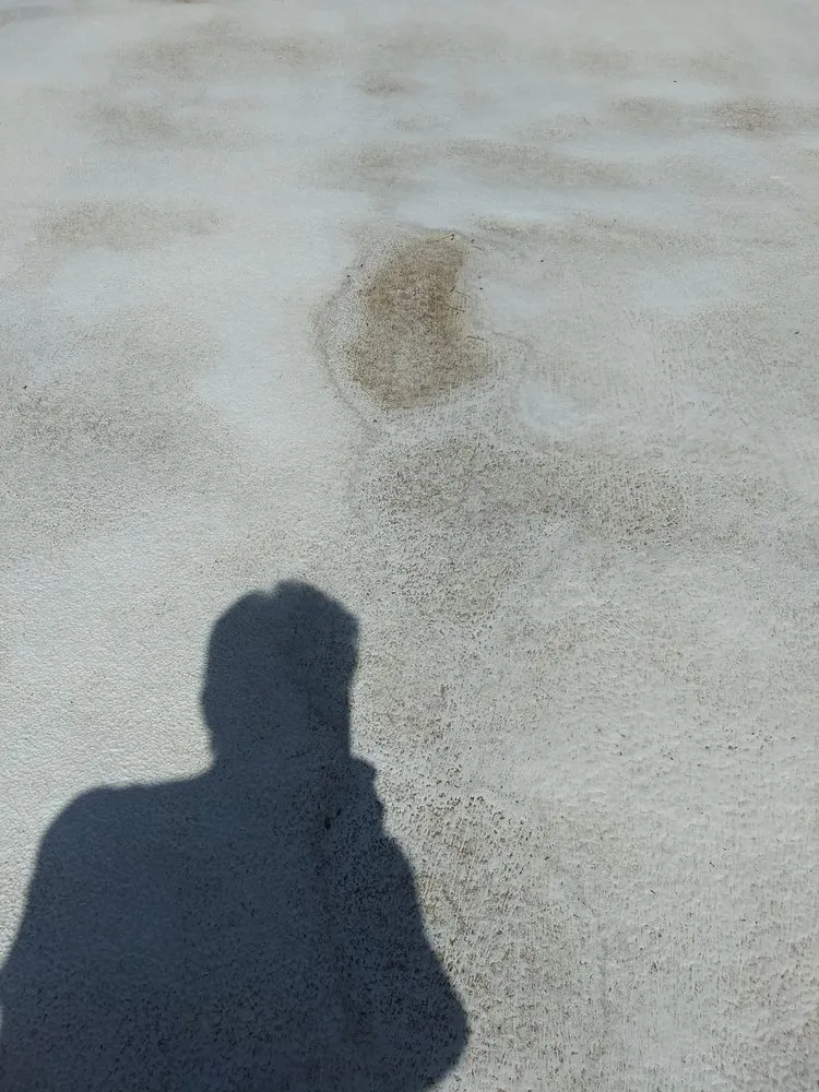 Slide of Circle G Roofing