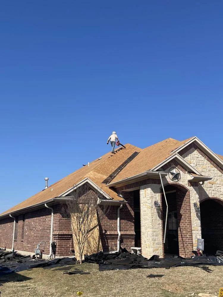 Slide of Circle L Roofing & General Contractors