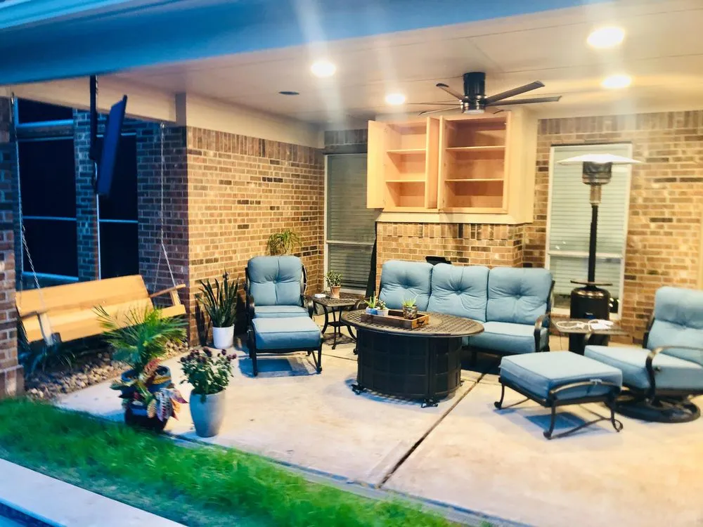 Slide of Cisneros Construction Crew