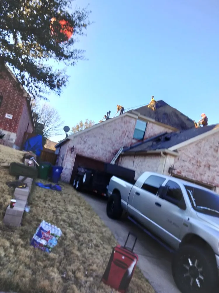 Slide of Cisneros Roofing