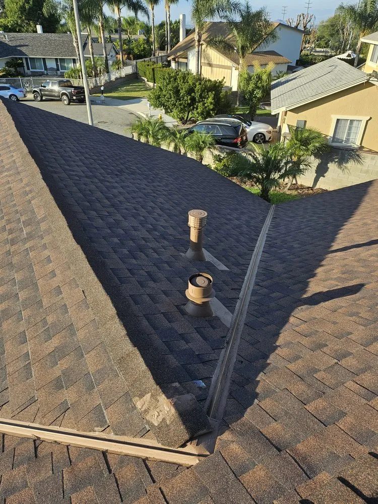 Slide of Citizen Premier Roofing