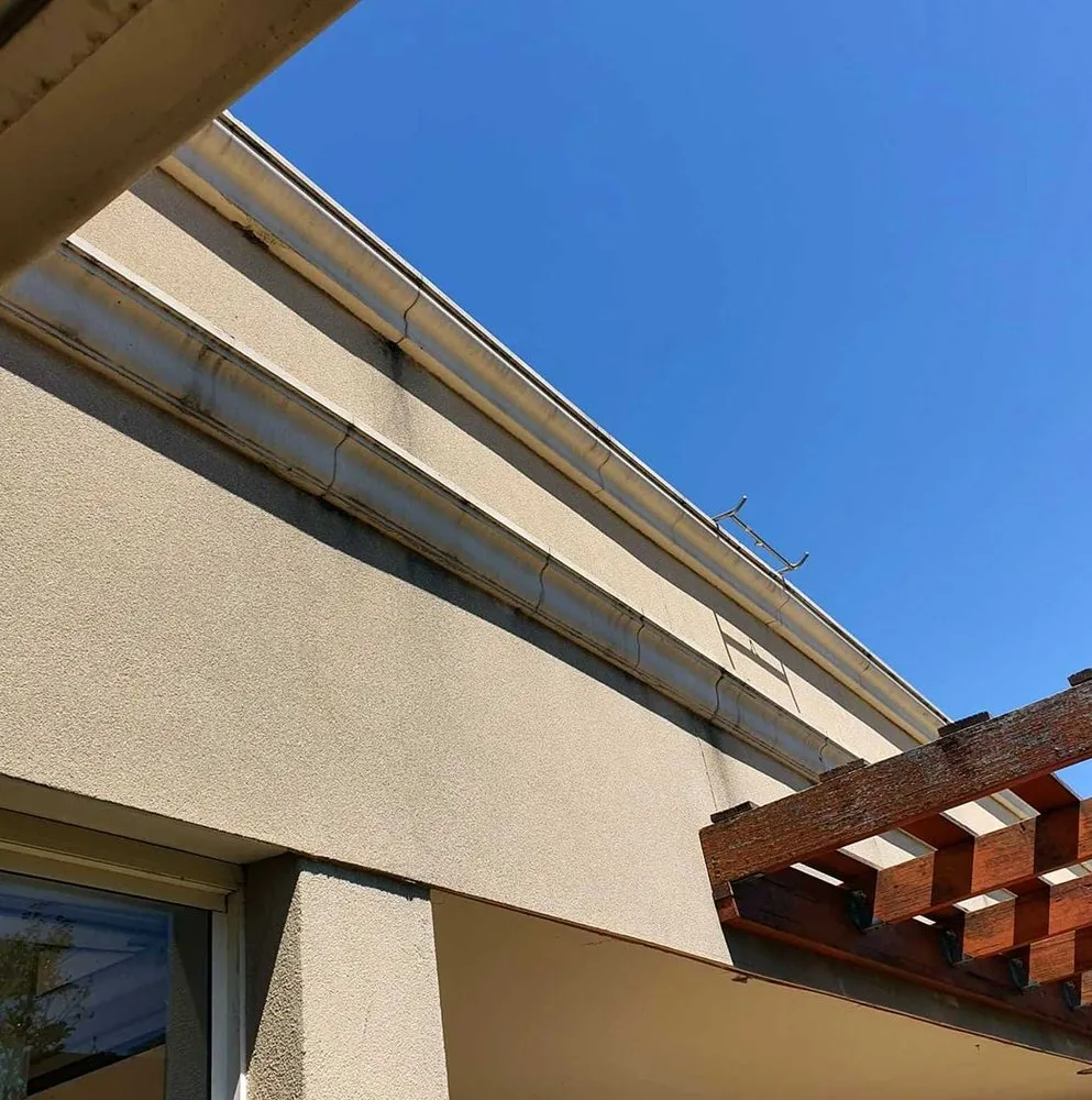 Slide of City Park Roofing