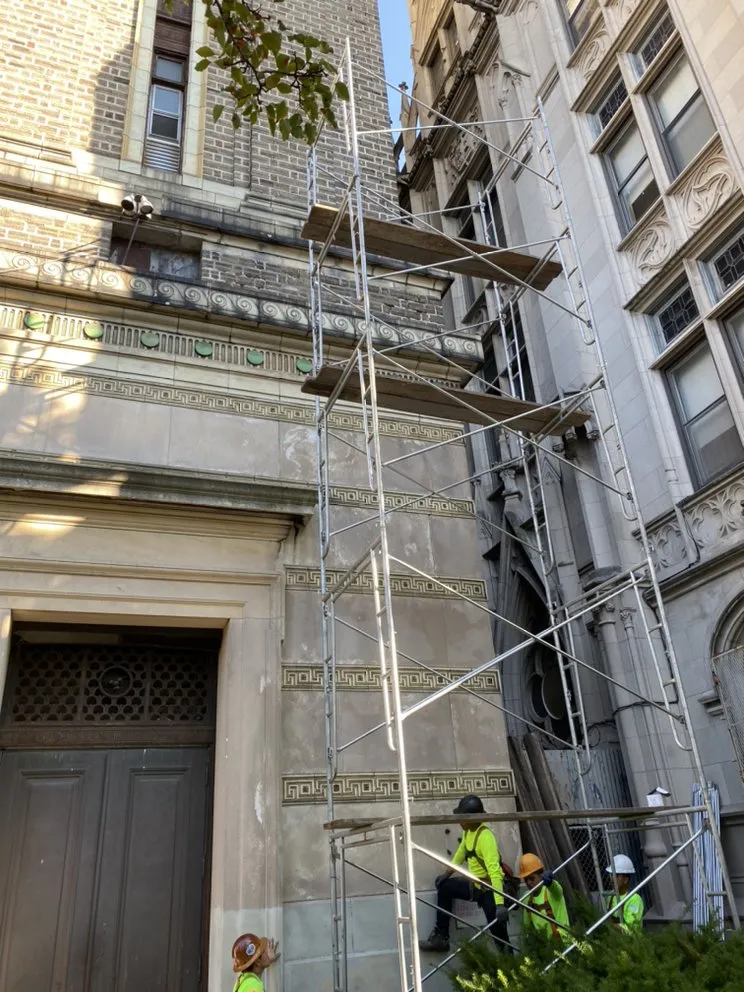 Professional flat roof repair same-day service in Park, NY by City Suburb