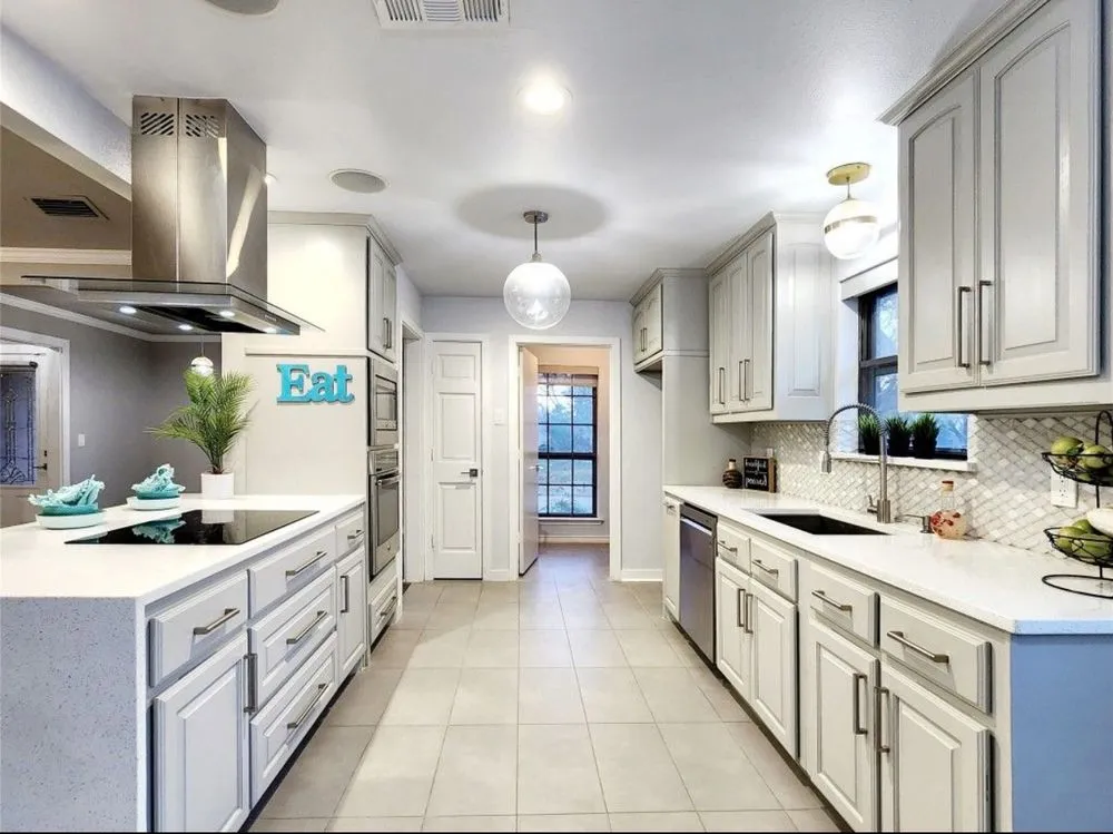 Slide of CityView Enterprises