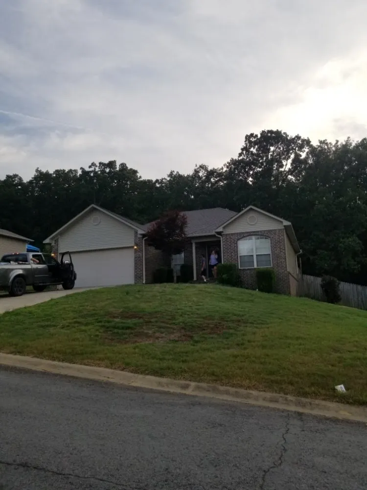 Slide of C&J Roofing and Repair