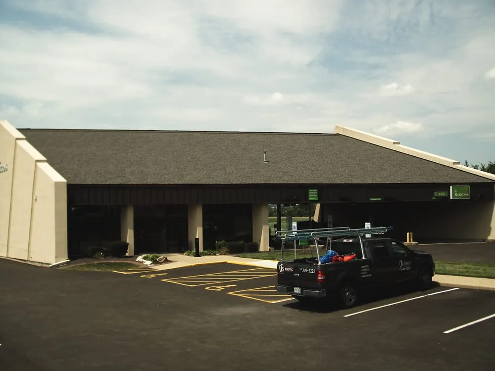 Slide of CJS Roofing - Chris Sielfleisch