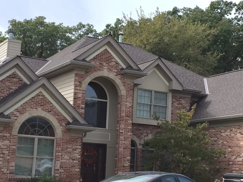 Slide of CJS Roofing - Chris Sielfleisch