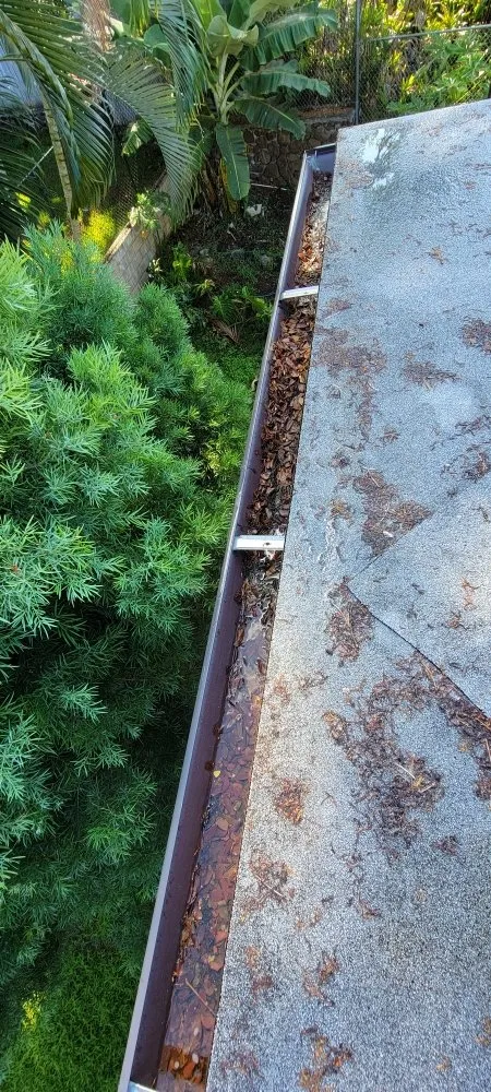 Slide of CJS Roofing & Raingutter