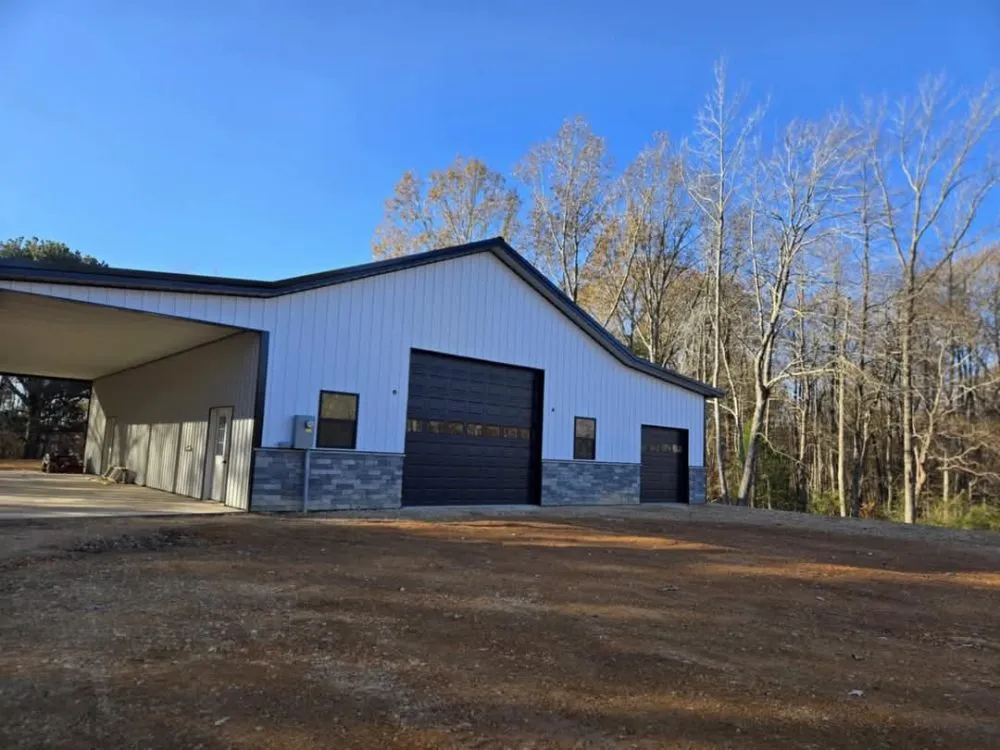 Trusted shingle roofing service experts serving Hollow Rock, TN - CKC Construction