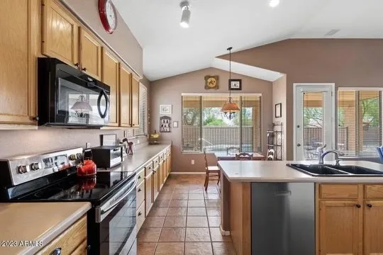 Slide of Clarity Construction Group