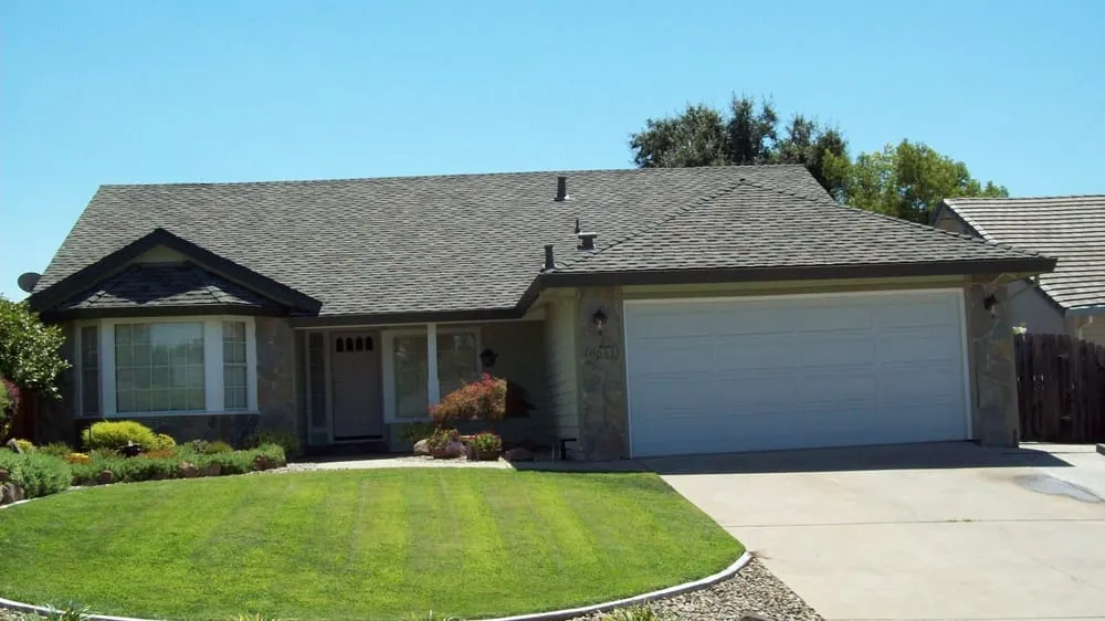 Slide of Clark's Gables Roofing