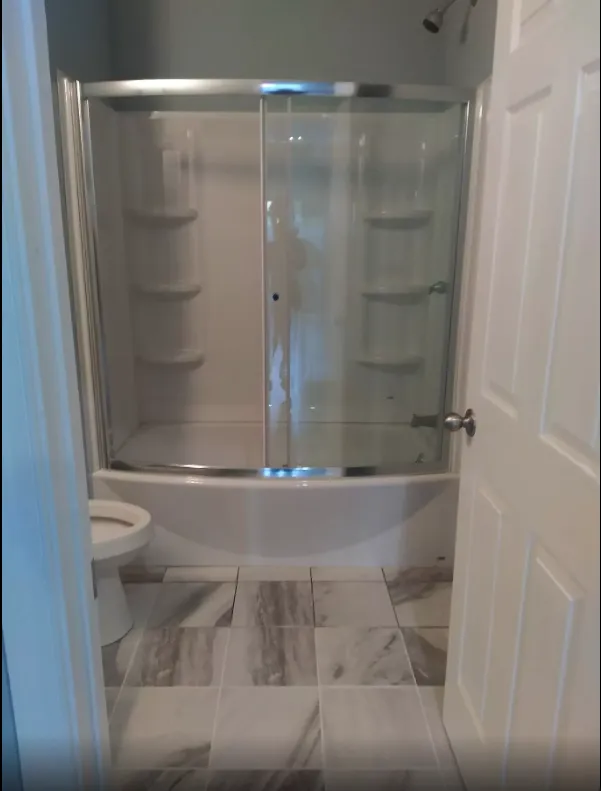 Slide of Claros Construction