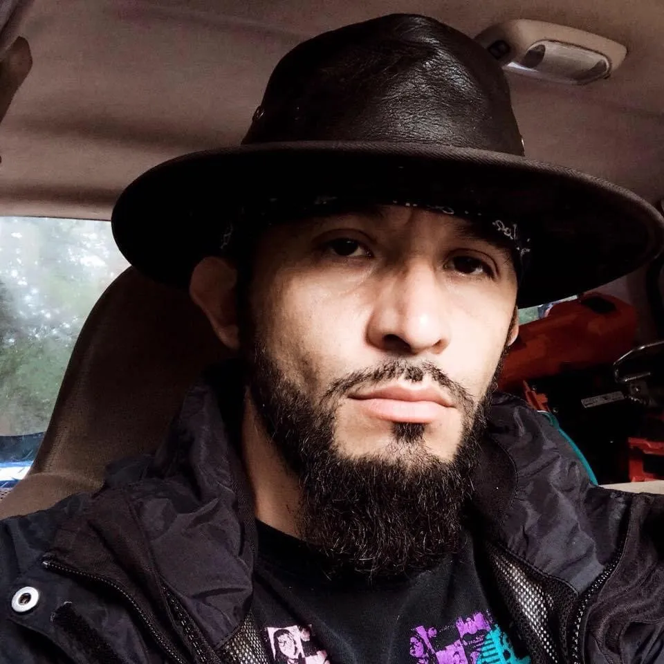 Slide of Claros Handyman Services