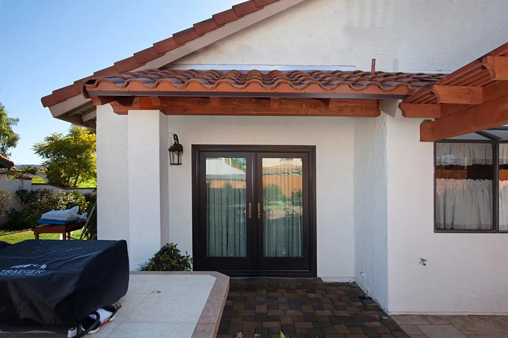 Slide of Classic Home Exteriors