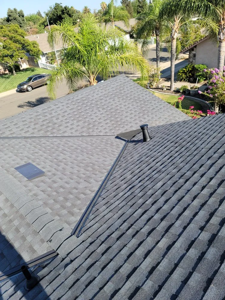 Slide of Claudex Roofing