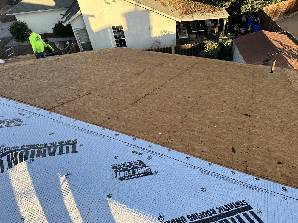 Slide of Claudex Roofing