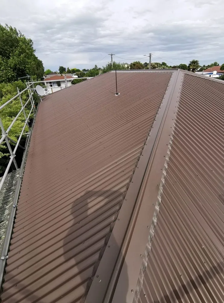 Slide of Claybrooke Roofing