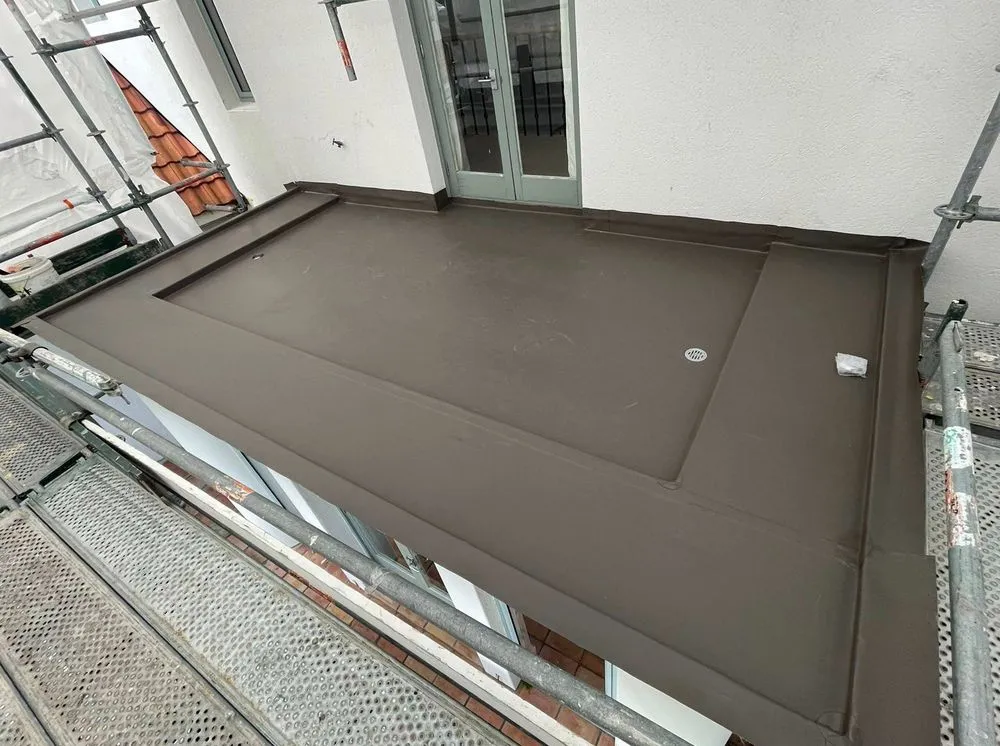 Slide of Claybrooke Roofing