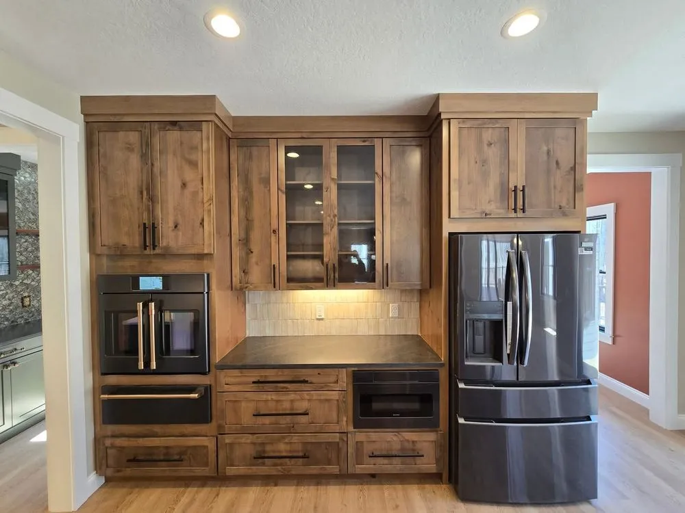 Slide of Cle Builders