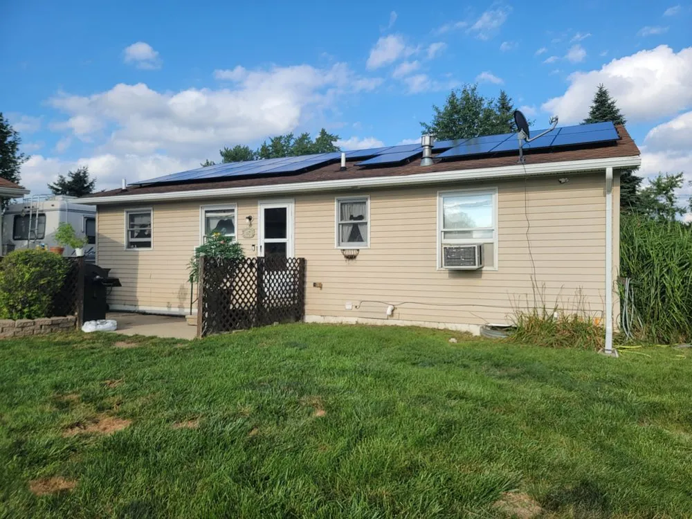 Slide of C.L.E. Construction and Roofing