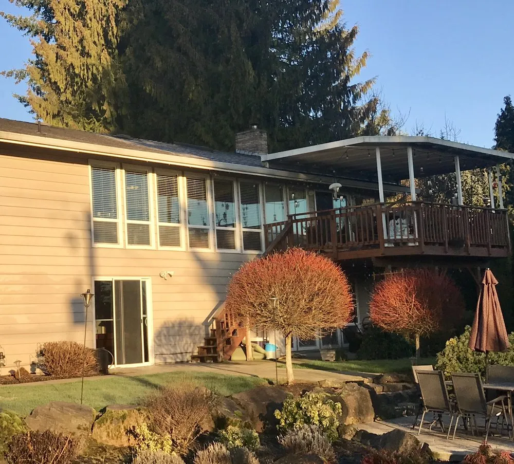 Slide of Clean Choice Professional Services