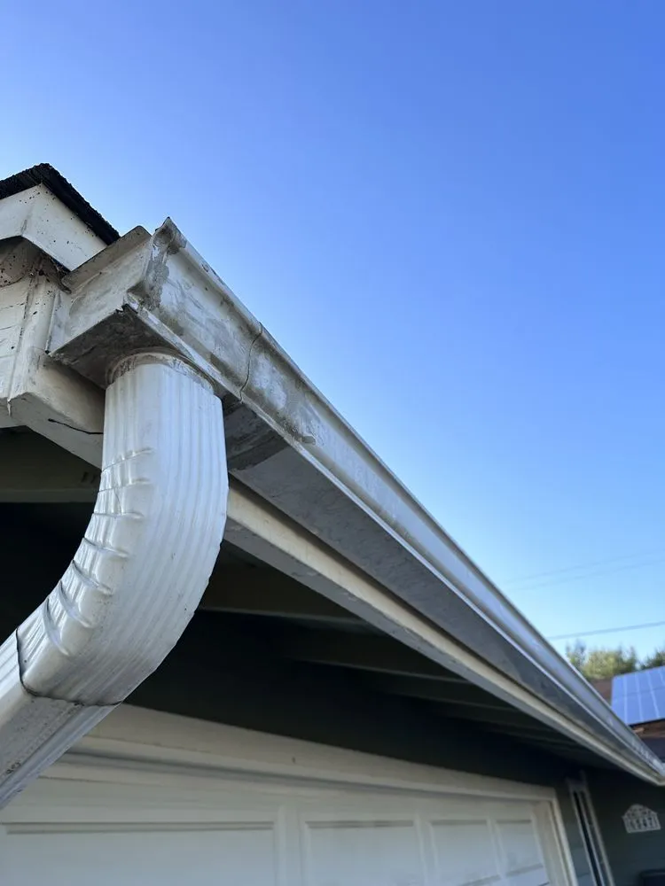 Slide of Clean Right Gutters