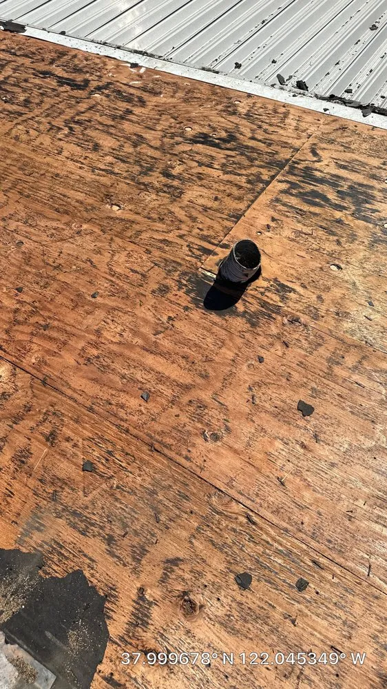 Slide of Clean Roofing