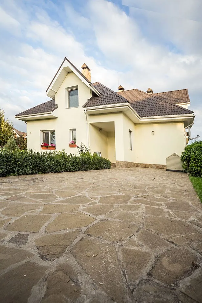 Slide of Clean Roofing