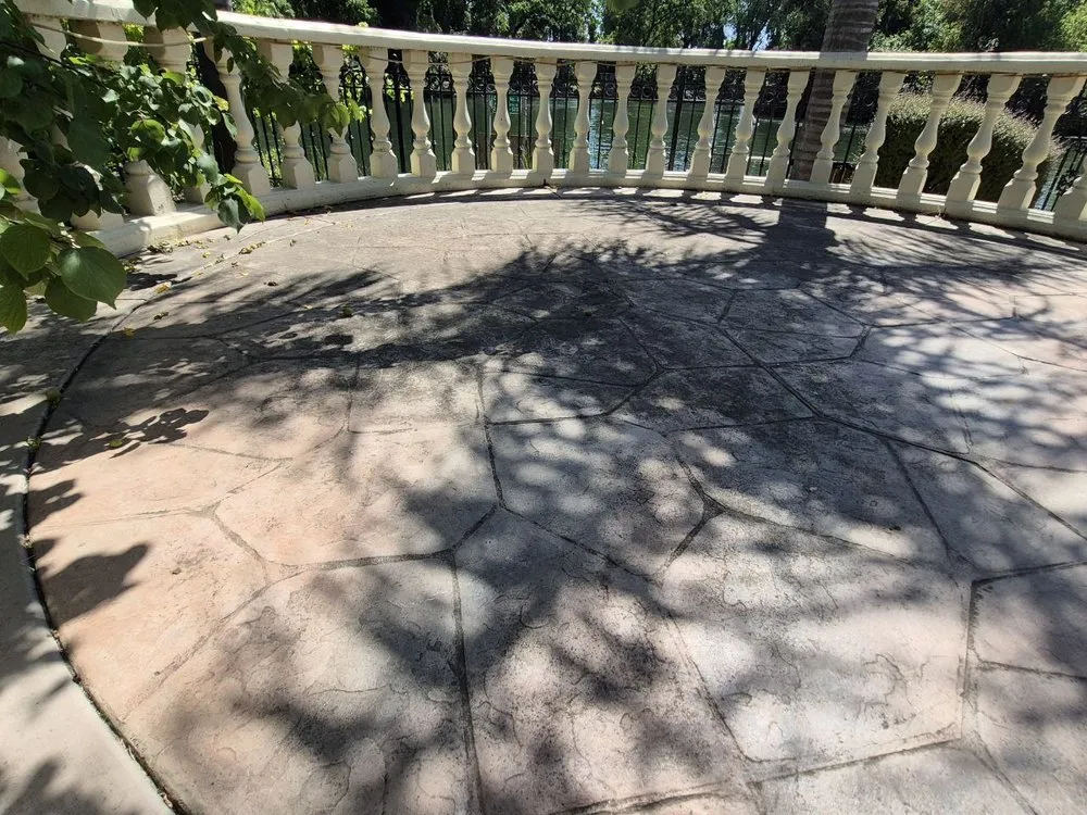 Reliable roof repair in Arden-Arcade, CA by Cleaning Gutters Service