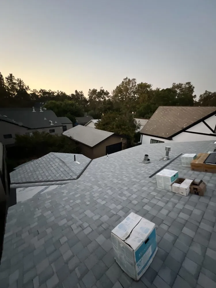 Slide of Cleans Roofing