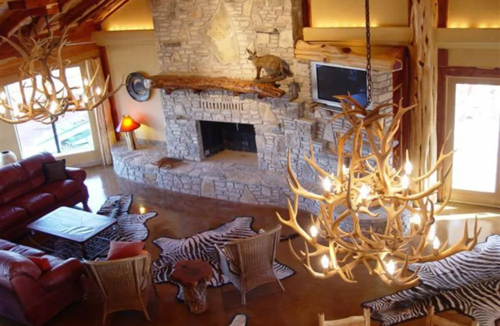 Slide of Clear Creek Custom Homes