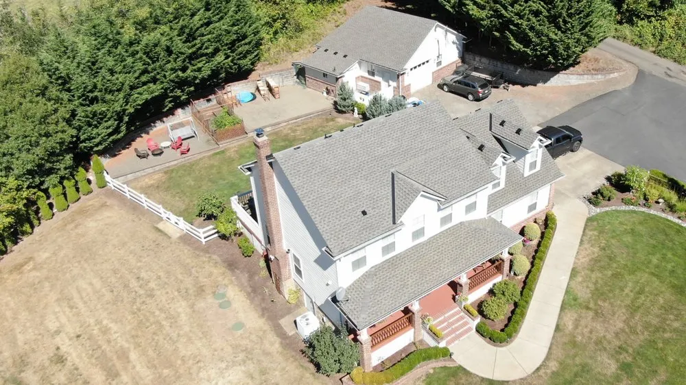 Slide of Clear Vision Construction