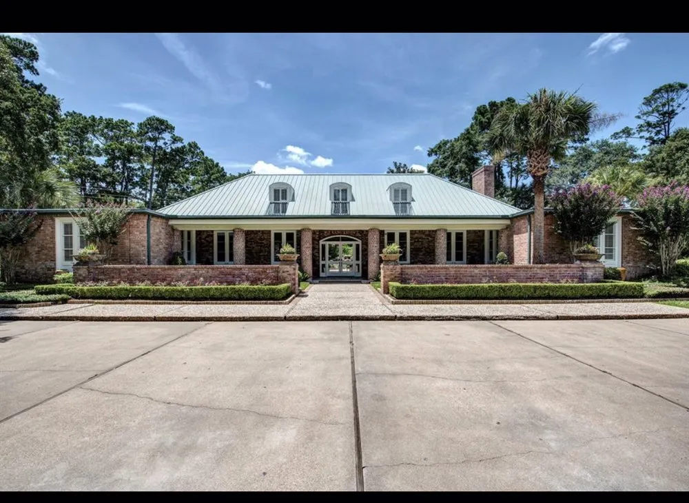 Slide of Click To Roof