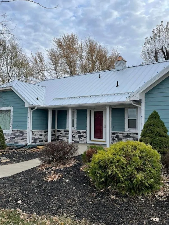 Slide of Cloud 9 Roofing