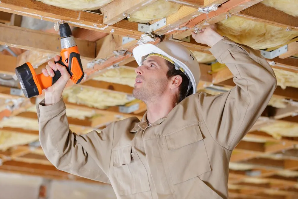 Slide of CM General Contracting